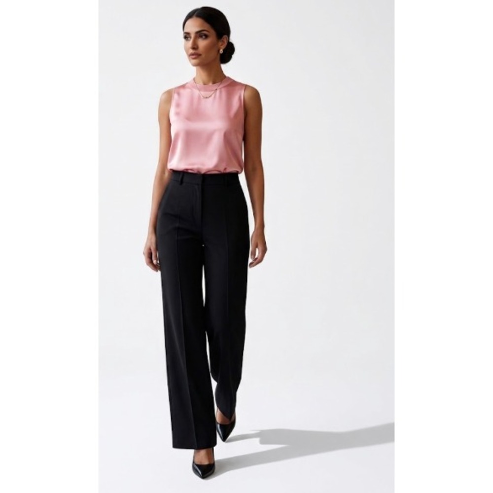 Vince Top blouse Large blush pink Satin ribber crew neck quiet luxury New